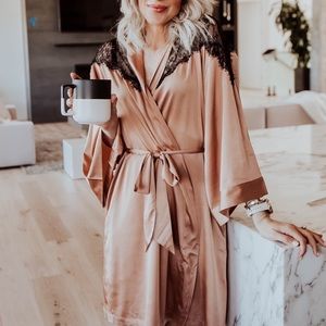 Soma Satin Kimono Robe in Tan and Black
